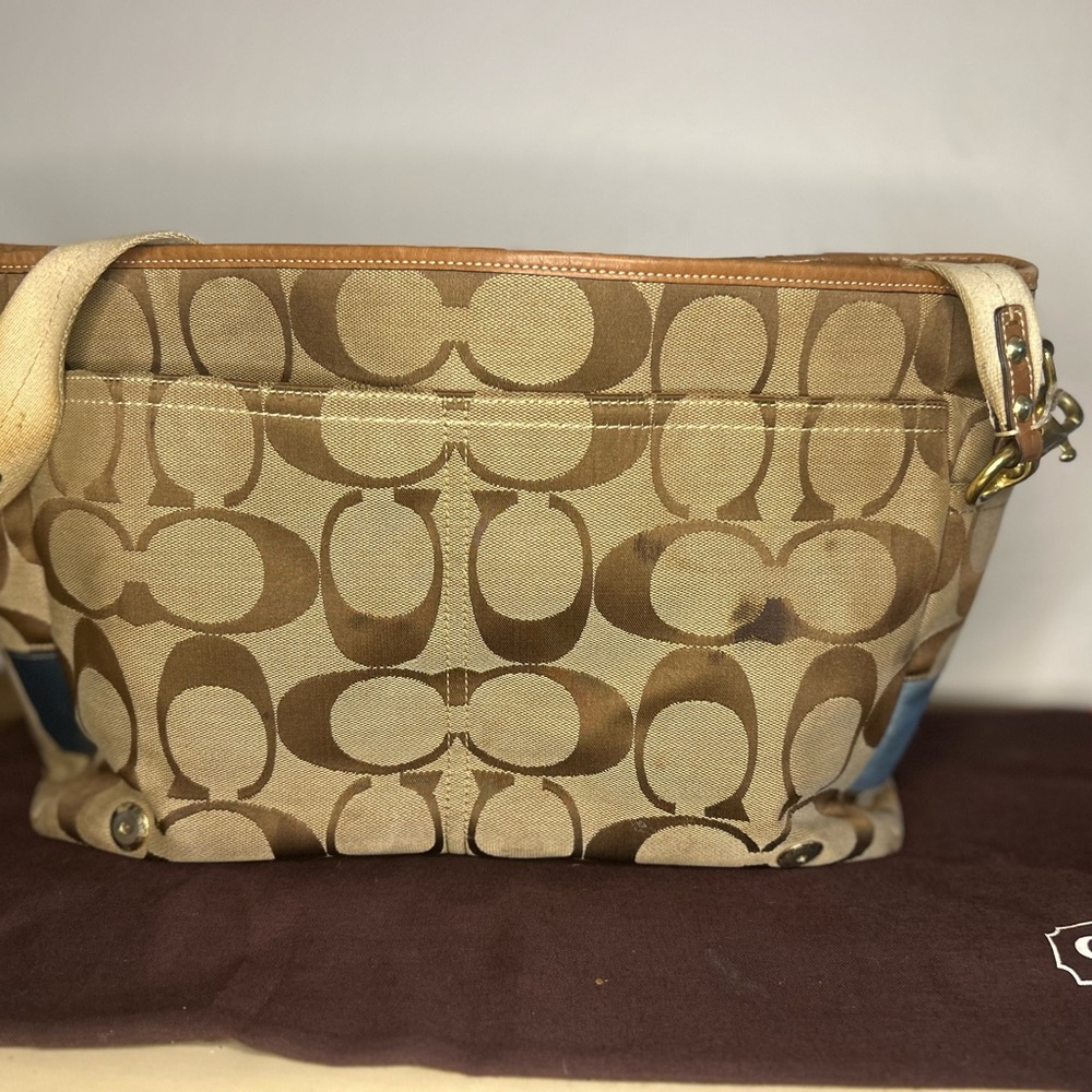 Coach Brown & Multicolor Canvas Messenger comes with dust bag and changing pad - Picture 9 of 10